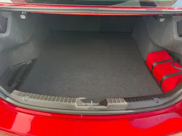 MAZDA6 SEDAN 2.0 165CP Revolution