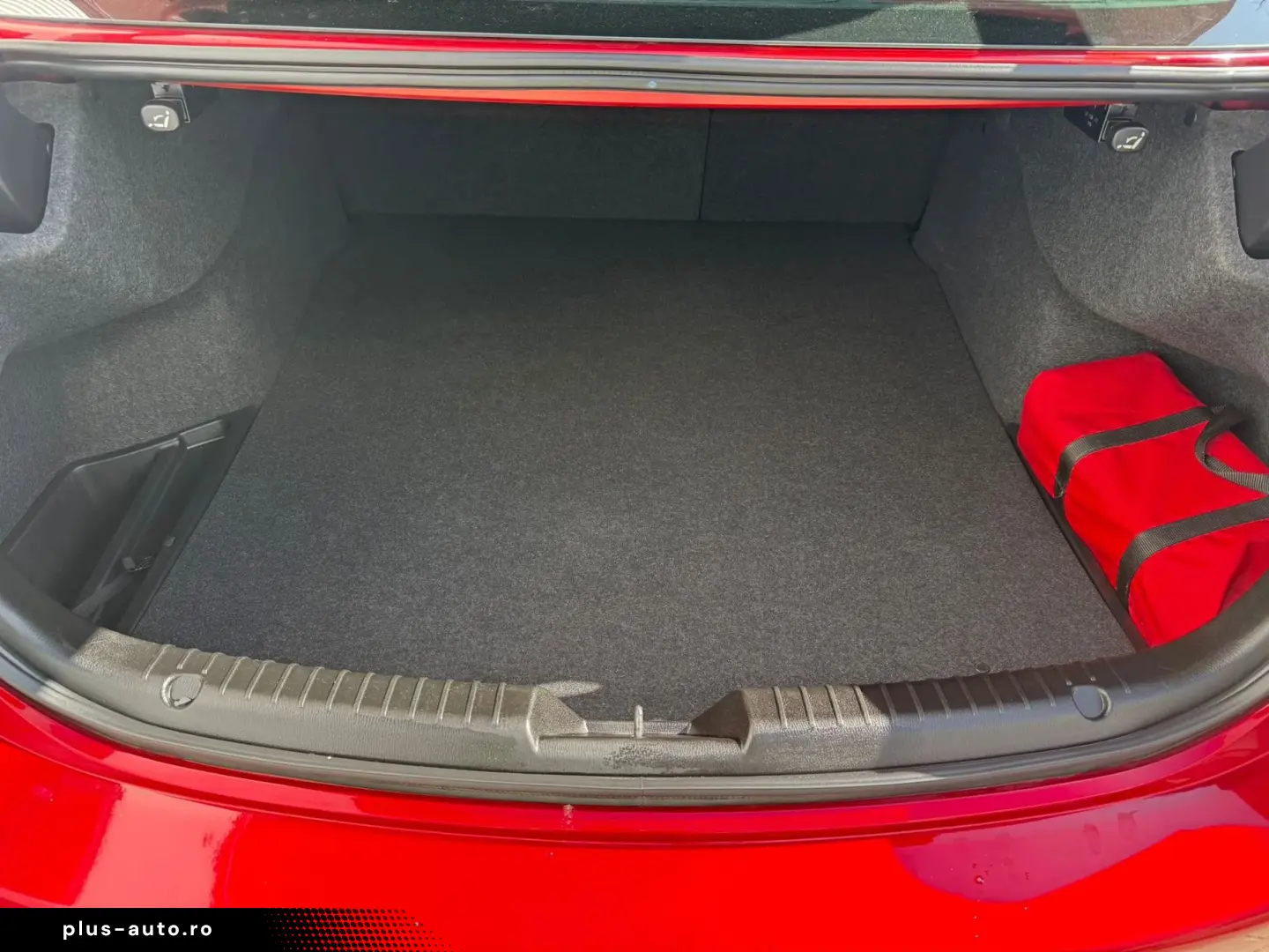 MAZDA6 SEDAN 2.0 165CP Revolution