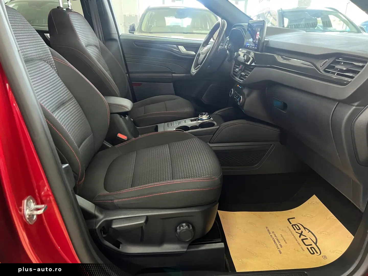 FORD KUGA 2.0 EcoBlue AWD ST Line Posibilitate finantare