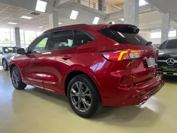 FORD KUGA 2.0 EcoBlue AWD ST Line Posibilitate finantare