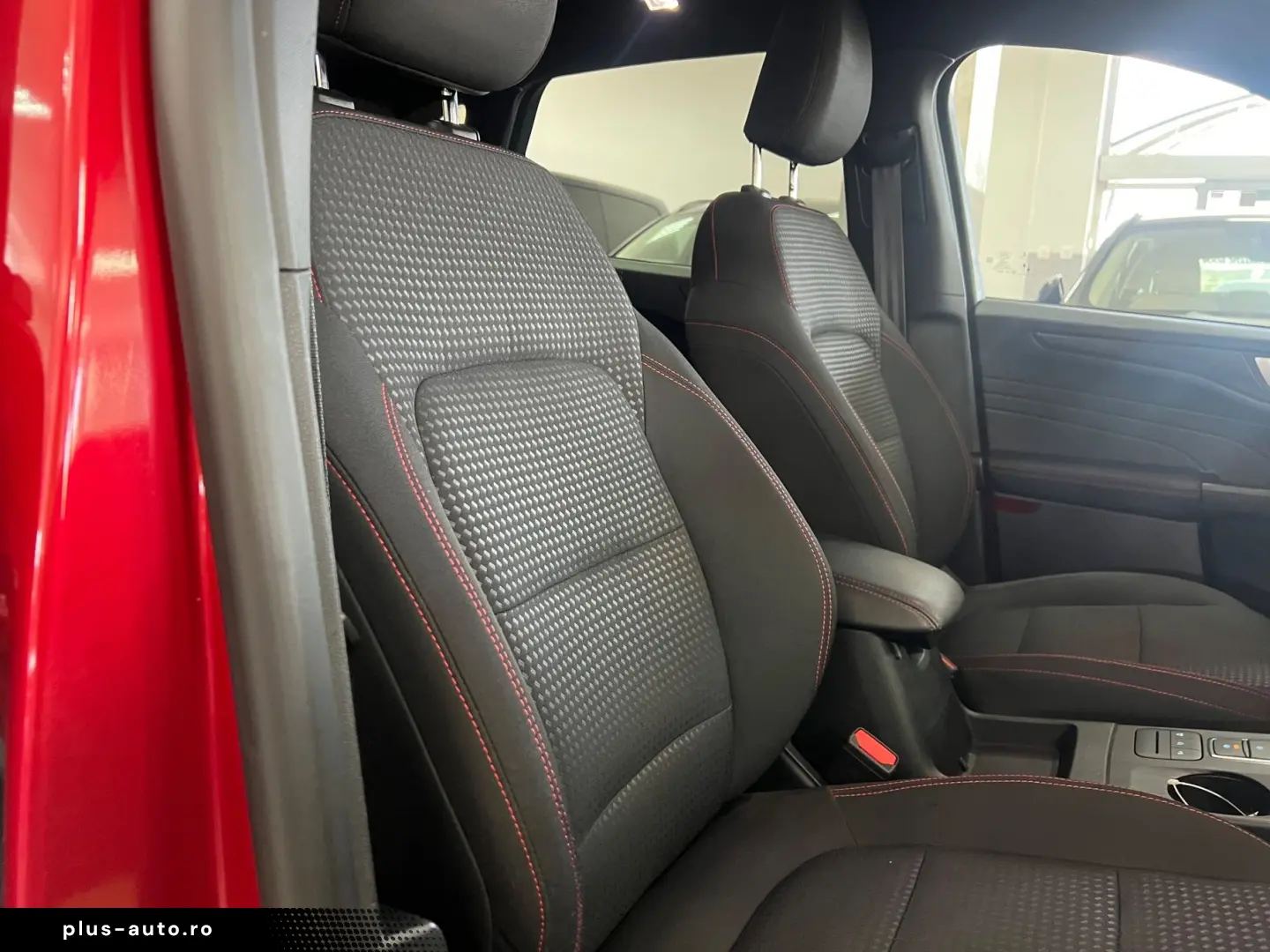 FORD KUGA 2.0 EcoBlue AWD ST Line Posibilitate finantare