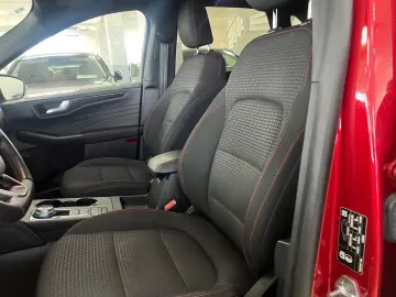 FORD KUGA 2.0 EcoBlue AWD ST Line Posibilitate finantare