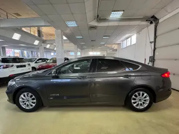 Ford Mondeo Limousine Titanium  2.0 HEV Hybrid 188 CP