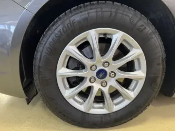 Ford Mondeo Limousine Titanium  2.0 HEV Hybrid 188 CP