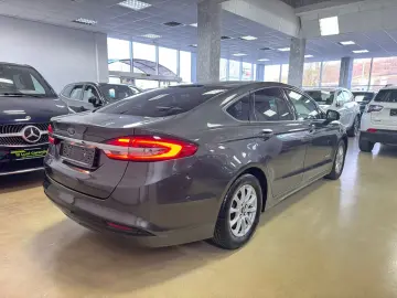 Ford Mondeo Limousine Titanium  2.0 HEV Hybrid 188 CP