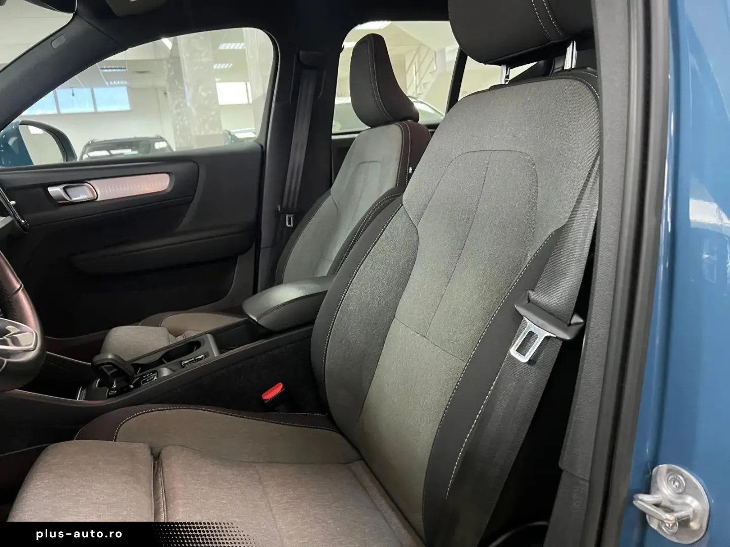 Volvo XC-40 T4 RECHARGE 129   82CP Posibilitate finantare