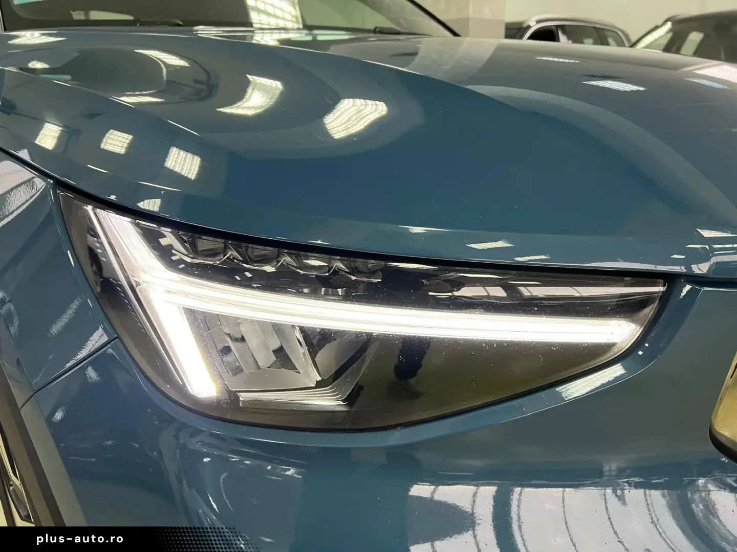 Volvo XC-40 T4 RECHARGE 129   82CP Posibilitate finantare