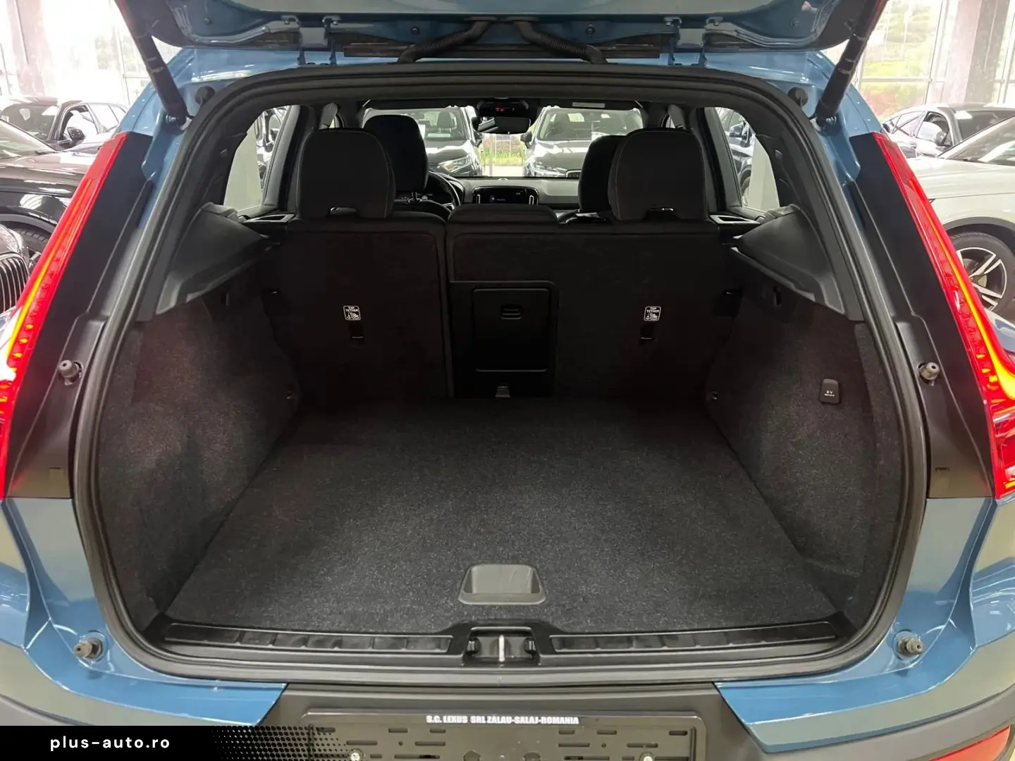 Volvo XC-40 T4 RECHARGE 129   82CP Posibilitate finantare