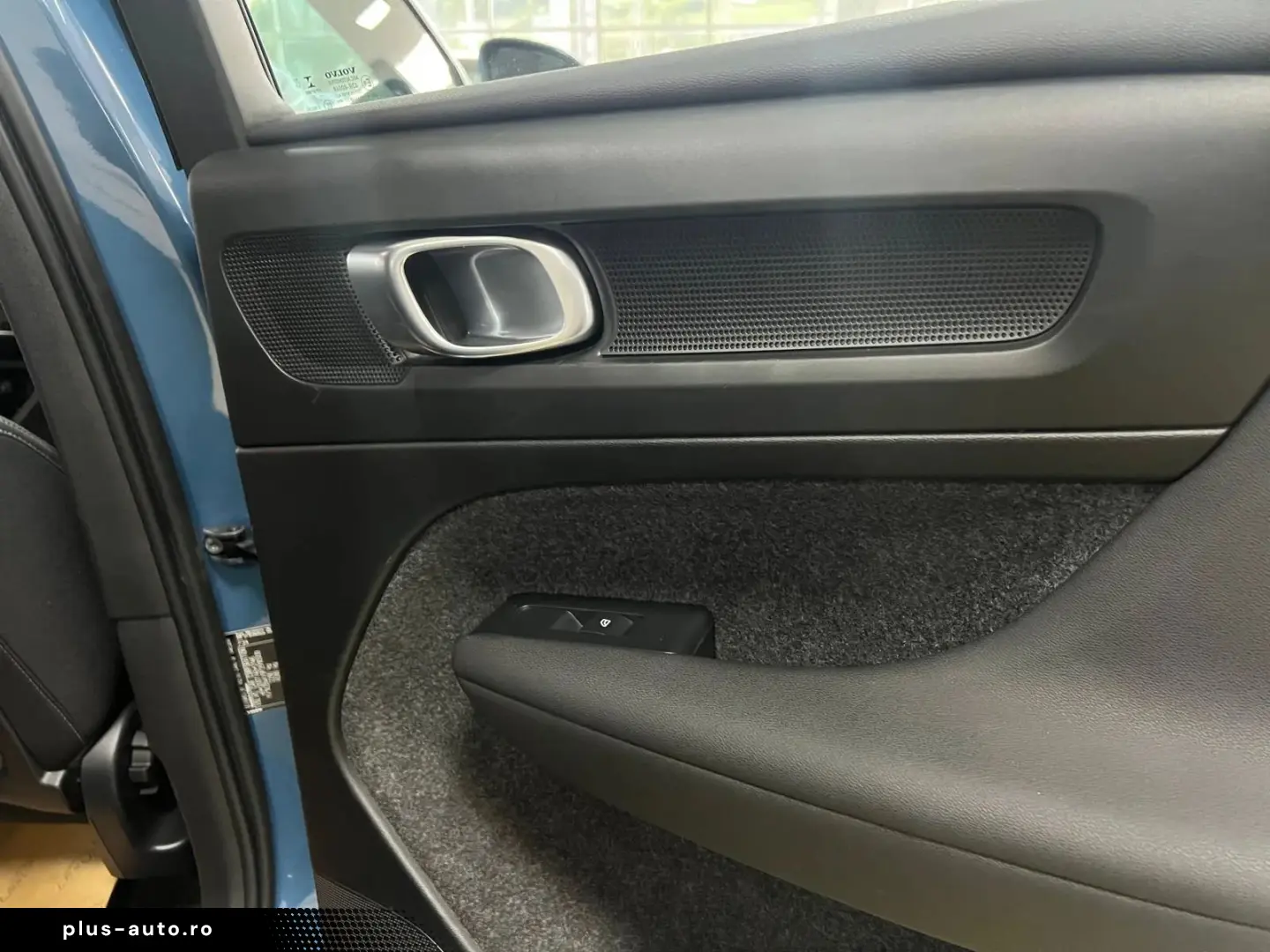 Volvo XC-40 T4 RECHARGE 129   82CP Posibilitate finantare