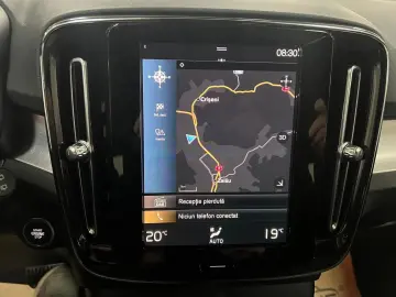 Volvo XC-40 T4 RECHARGE 129   82CP Posibilitate finantare