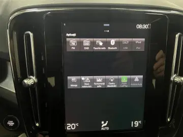 Volvo XC-40 T4 RECHARGE 129   82CP Posibilitate finantare