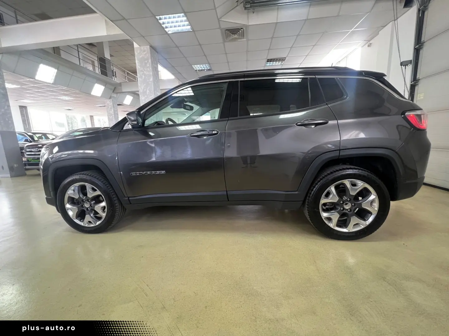 Jeep Compass 4x4 aut. Limited Posibilitate finantare