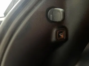 Jeep Compass 4x4 aut. Limited Posibilitate finantare