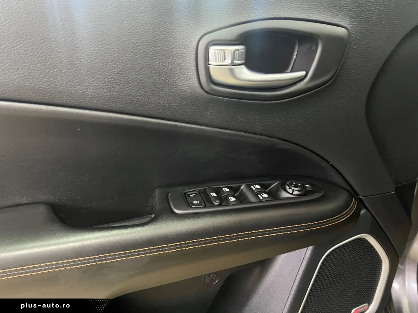 Jeep Compass 4x4 aut. Limited Posibilitate finantare