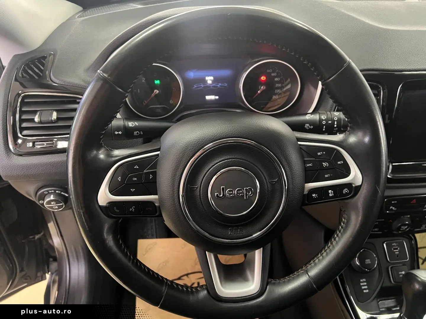Jeep Compass 4x4 aut. Limited Posibilitate finantare