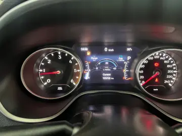 Jeep Compass 4x4 aut. Limited Posibilitate finantare