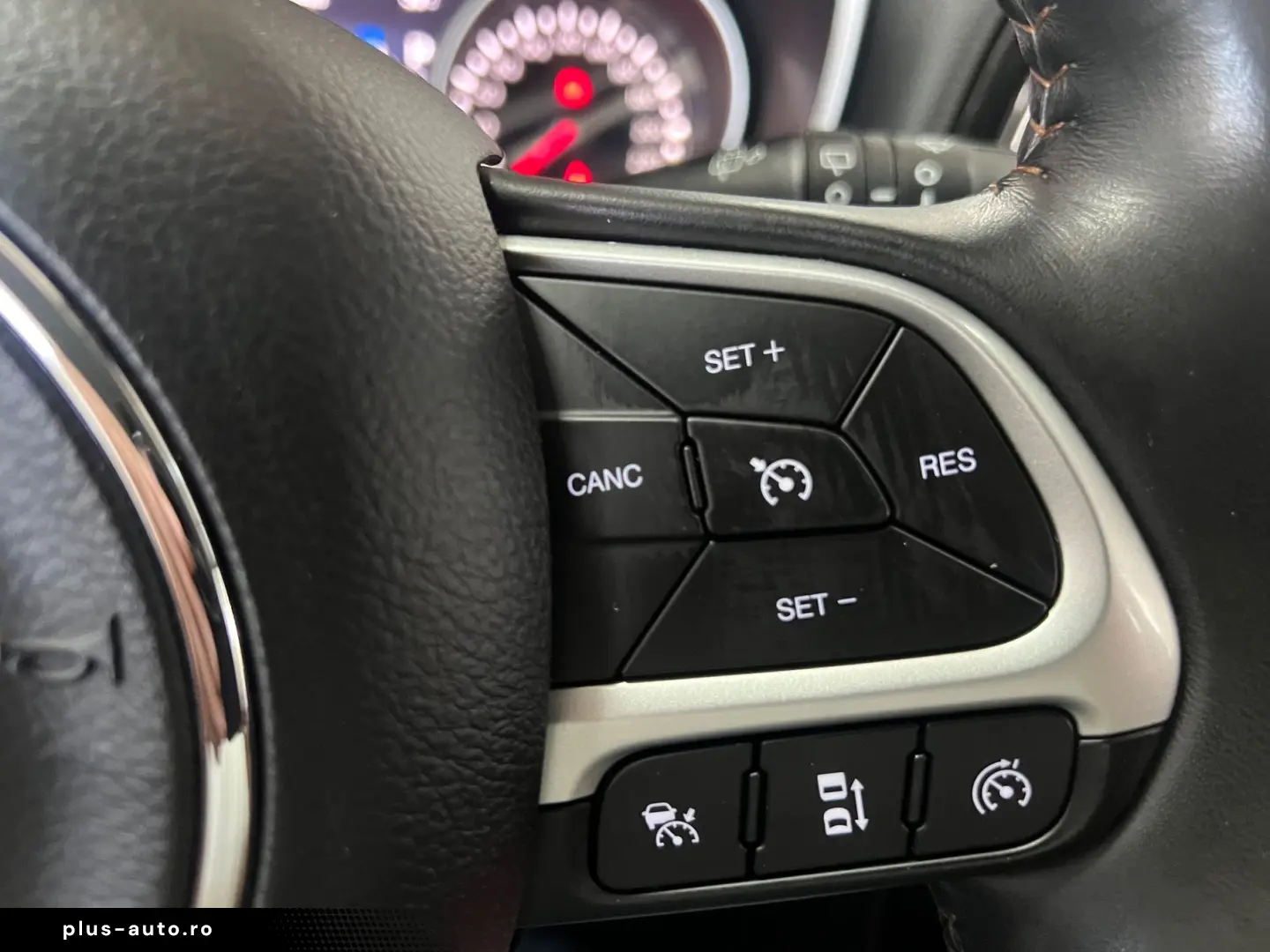 Jeep Compass 4x4 aut. Limited Posibilitate finantare