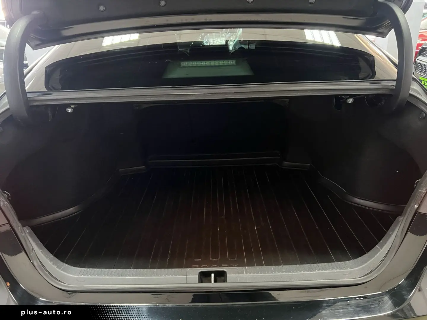 Toyota Camry automata Hybrid Posibilitate finantare