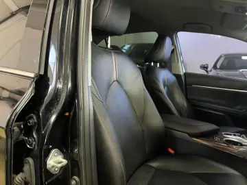 Toyota Camry automata Hybrid Posibilitate finantare