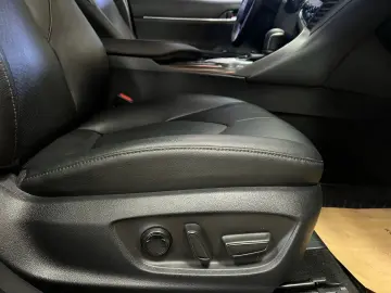 Toyota Camry automata Hybrid Posibilitate finantare