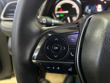 Toyota Camry automata Hybrid Posibilitate finantare