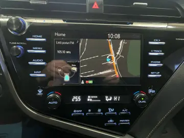 Toyota Camry automata Hybrid Posibilitate finantare