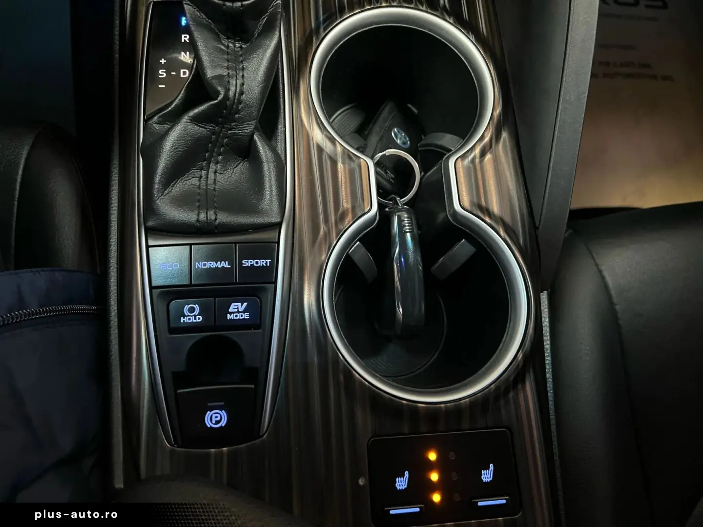 Toyota Camry automata Hybrid Posibilitate finantare