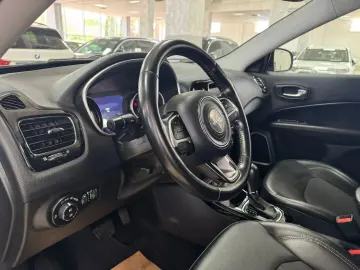 Jeep Compass 4x4 aut. Limited Posibilitate finantare