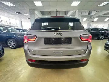 Jeep Compass 4x4 aut. Limited Posibilitate finantare