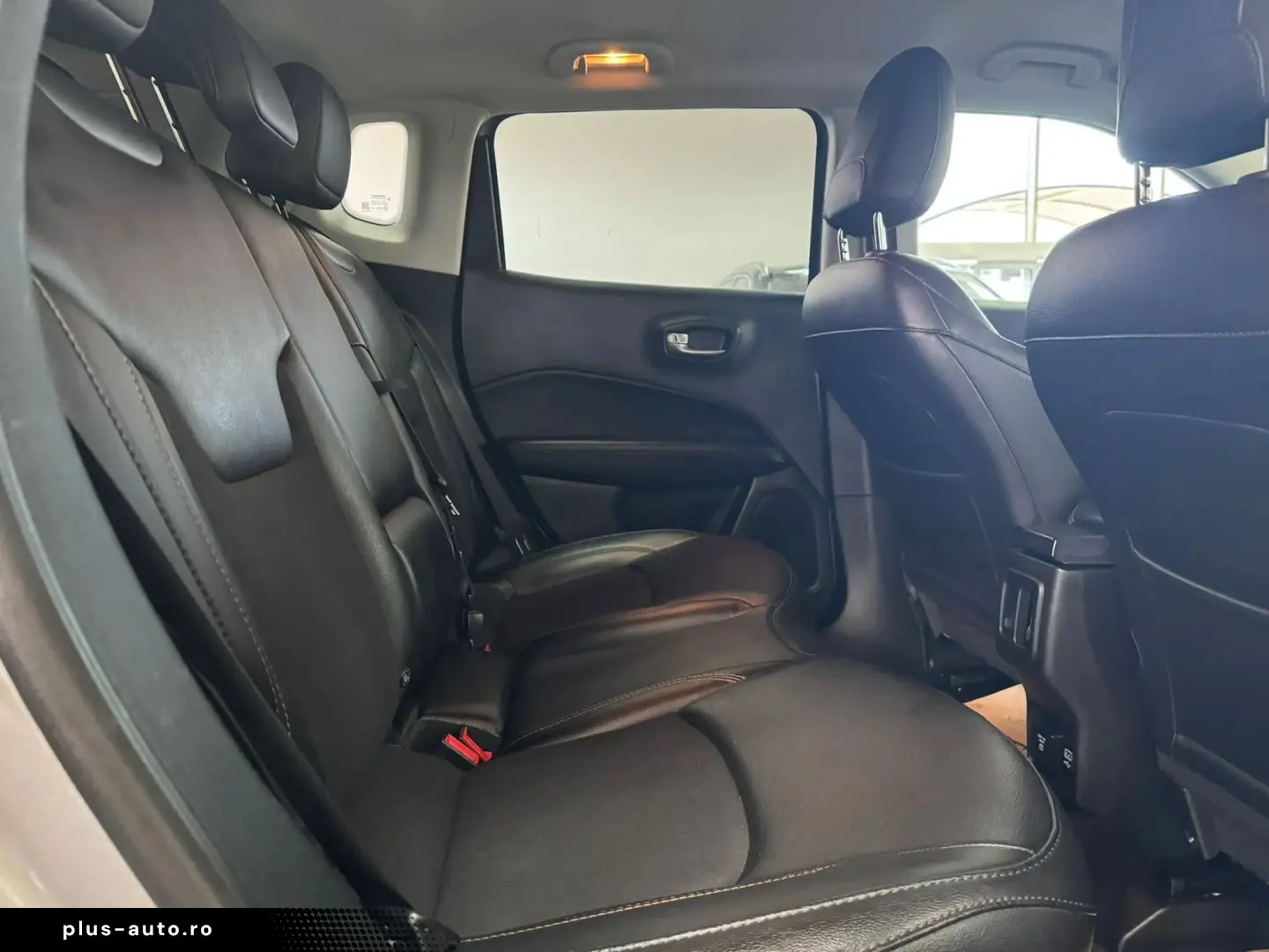 Jeep Compass 4x4 aut. Limited Posibilitate finantare