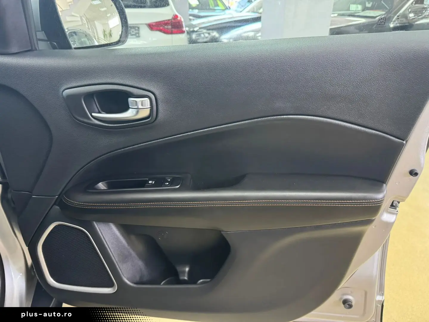 Jeep Compass 4x4 aut. Limited Posibilitate finantare