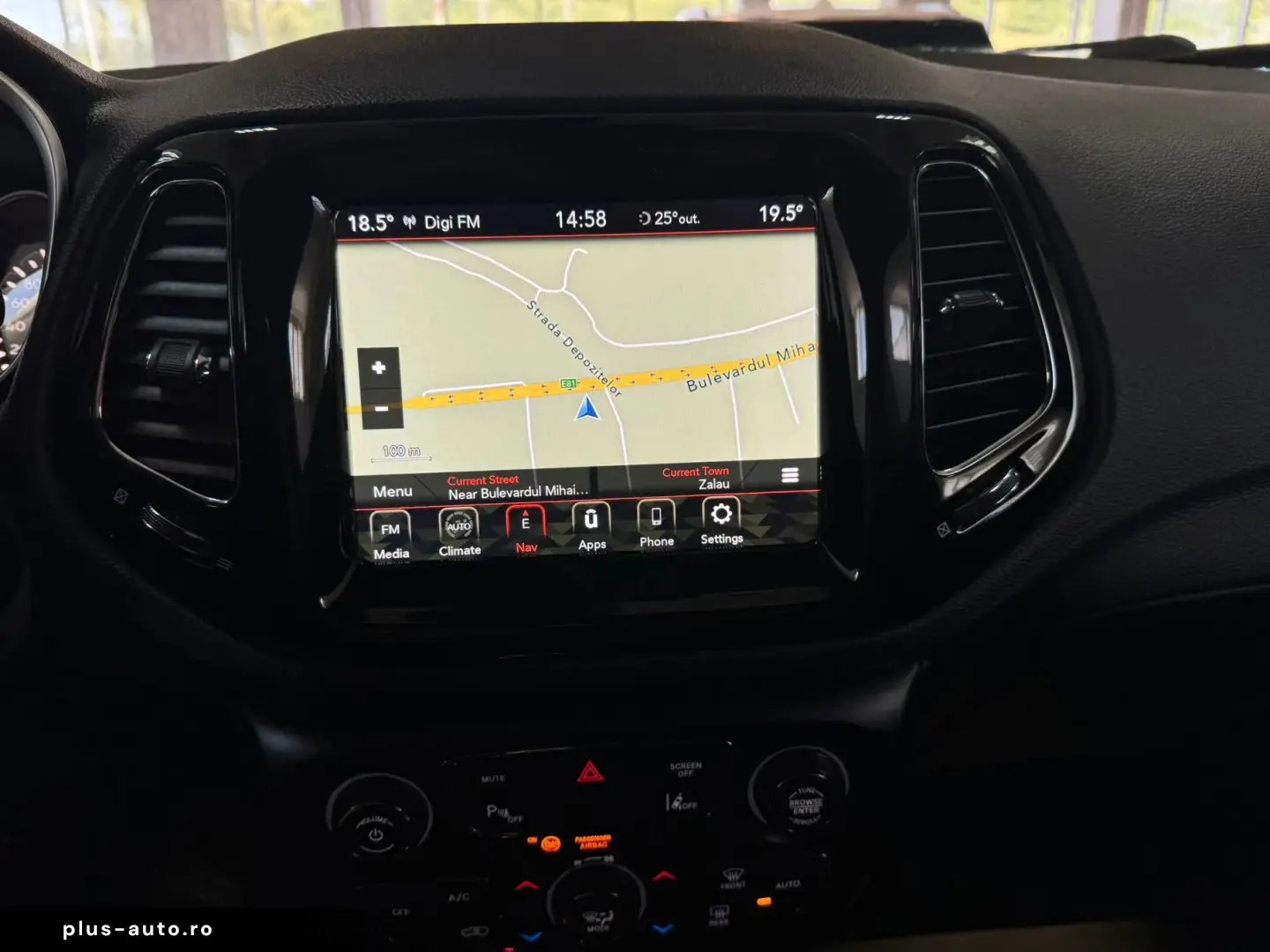 Jeep Compass 4x4 aut. Limited Posibilitate finantare