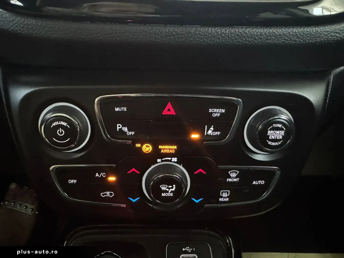 Jeep Compass 4x4 aut. Limited Posibilitate finantare