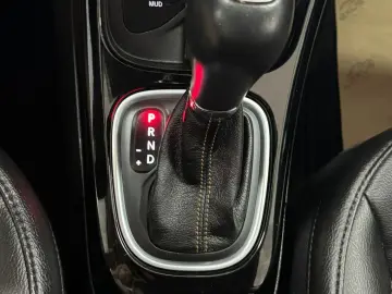 Jeep Compass 4x4 aut. Limited Posibilitate finantare