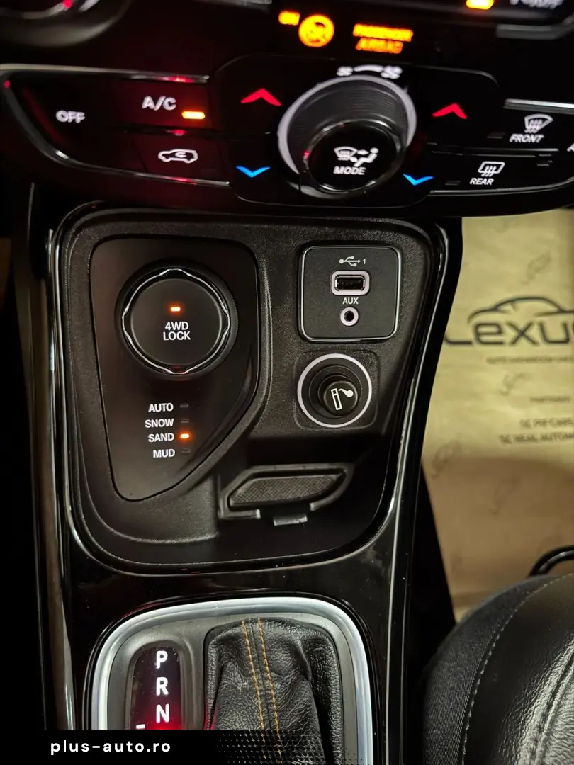 Jeep Compass 4x4 aut. Limited Posibilitate finantare