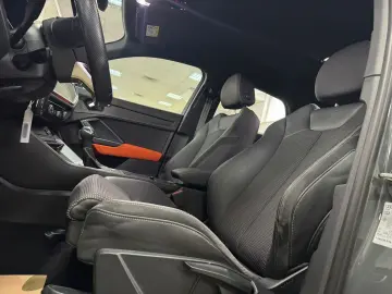 Audi Q3 SPORTBACK 35 TDI Quattro S Tronic Posibilitate finan