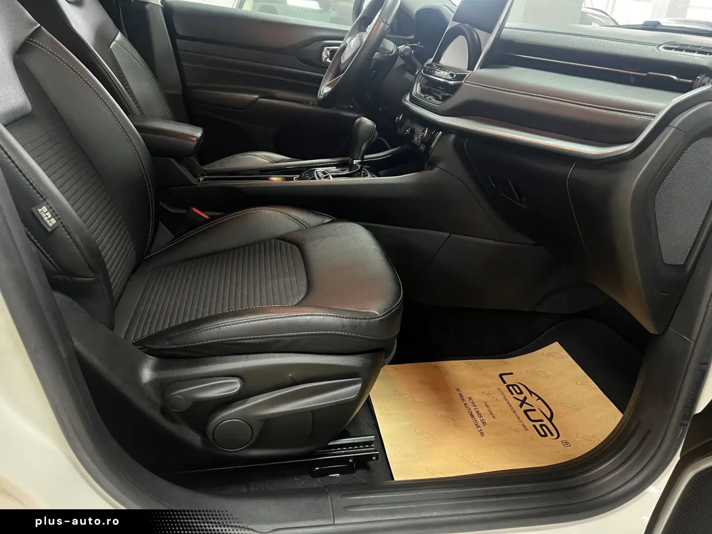 Jeep Compass 1.3 T4 PHEV 190cv Business 4xe Posibilitate fin