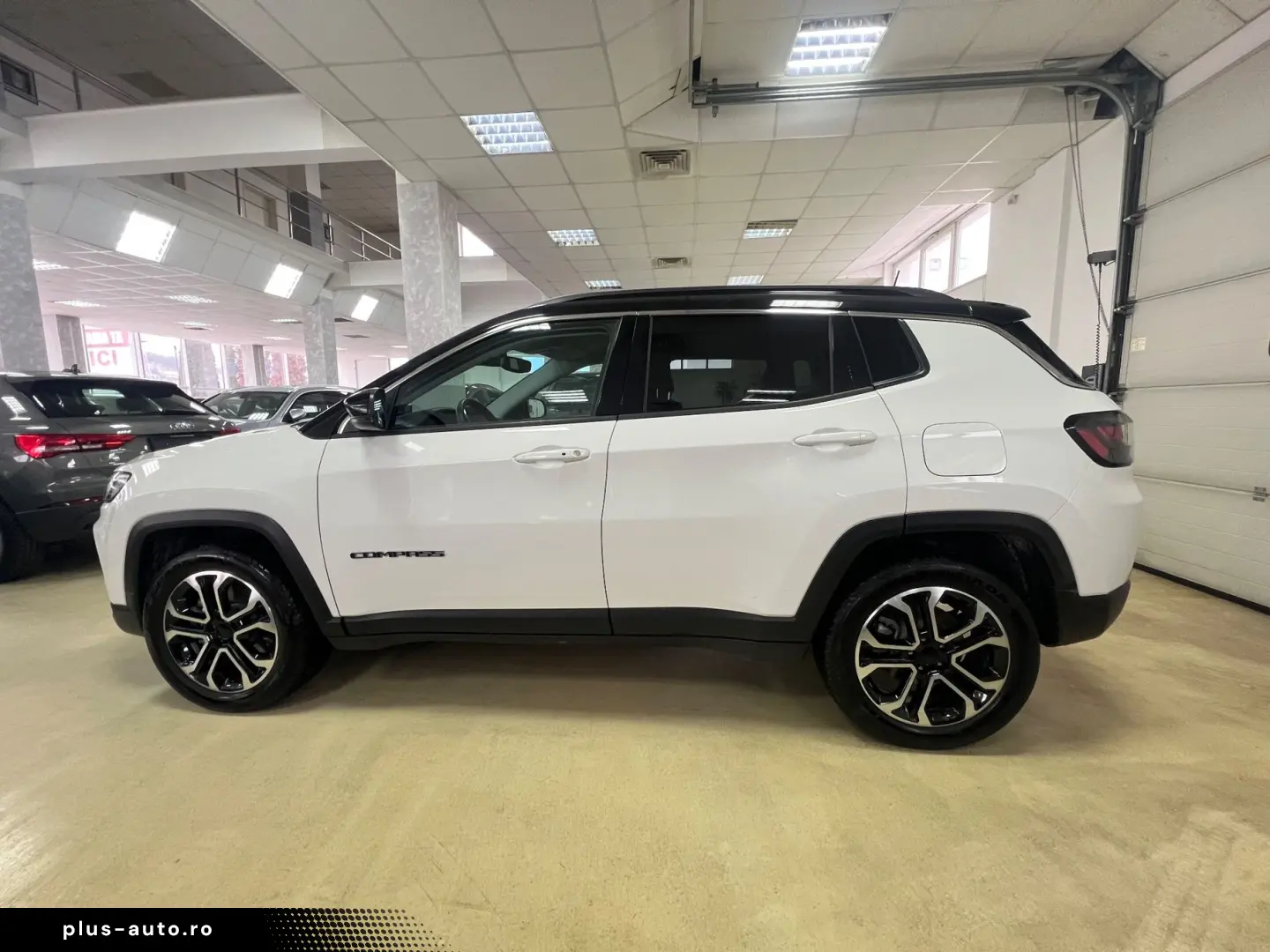 Jeep Compass 1.3 T4 PHEV 190cv Business 4xe Posibilitate fin