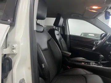 Jeep Compass 1.3 T4 PHEV 190cv Business 4xe Posibilitate fin