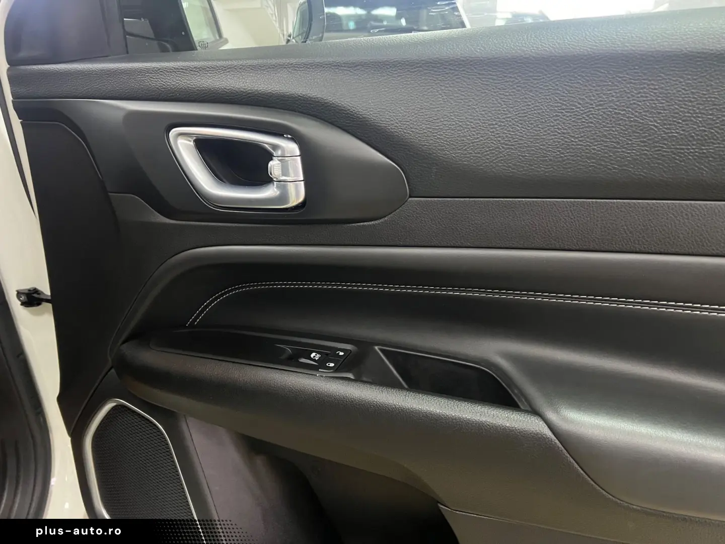 Jeep Compass 1.3 T4 PHEV 190cv Business 4xe Posibilitate fin