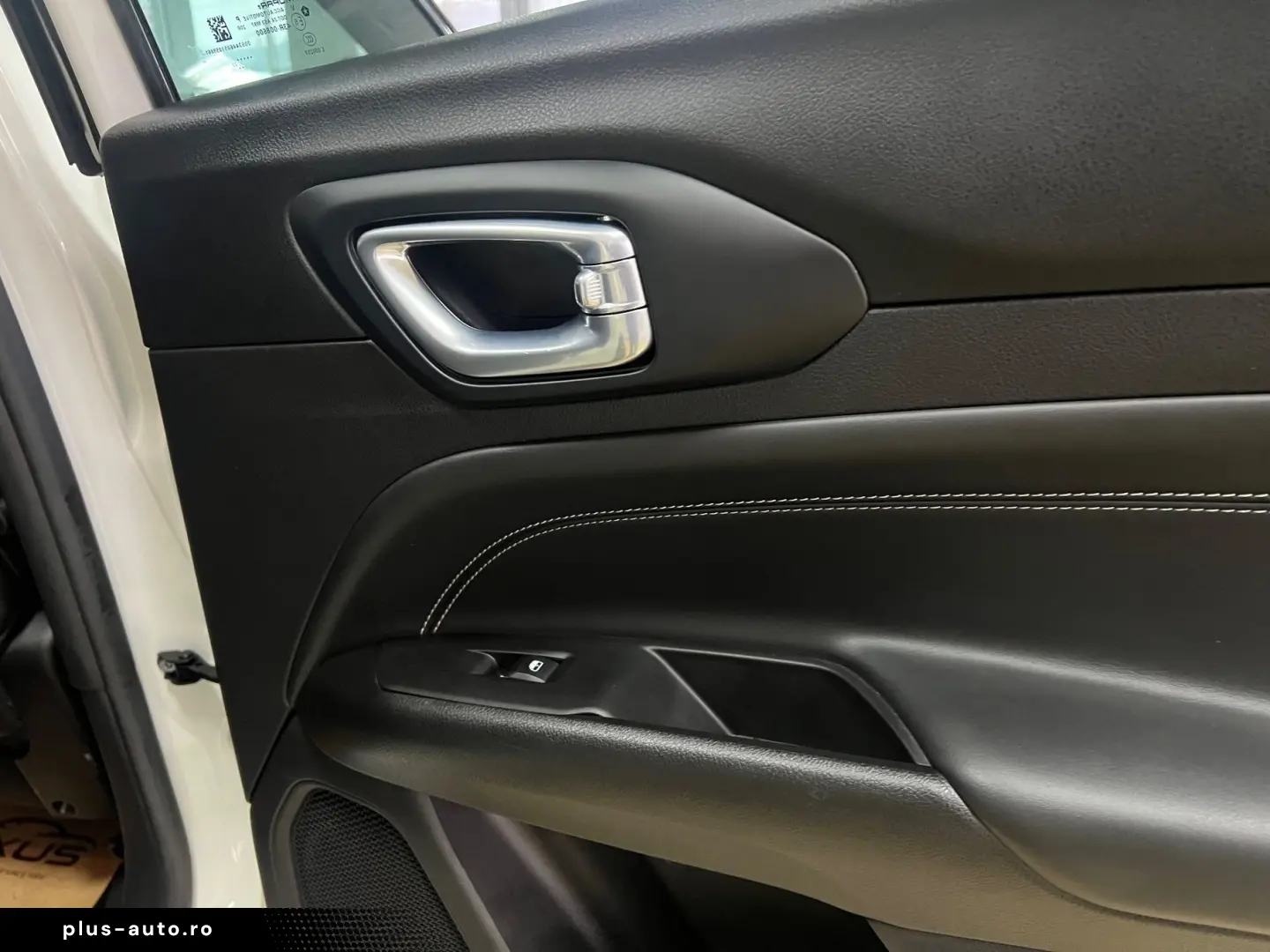 Jeep Compass 1.3 T4 PHEV 190cv Business 4xe Posibilitate fin