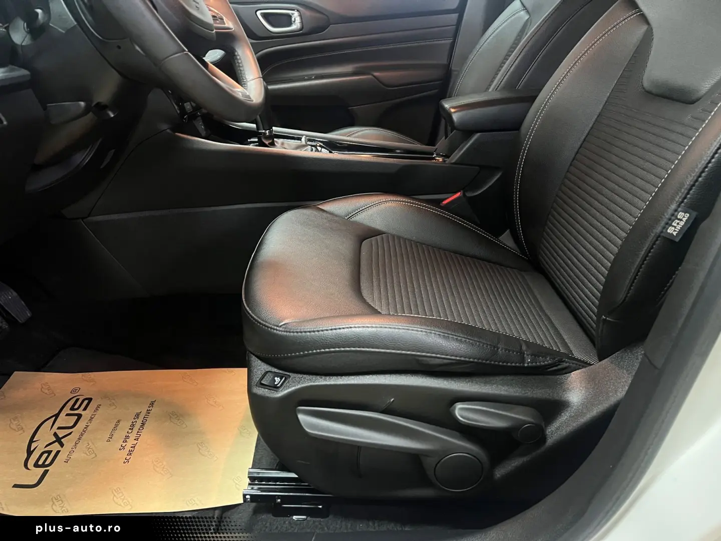 Jeep Compass 1.3 T4 PHEV 190cv Business 4xe Posibilitate fin