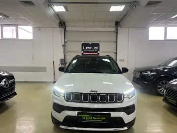 Jeep Compass 1.3 T4 PHEV 190cv Business 4xe Posibilitate fin