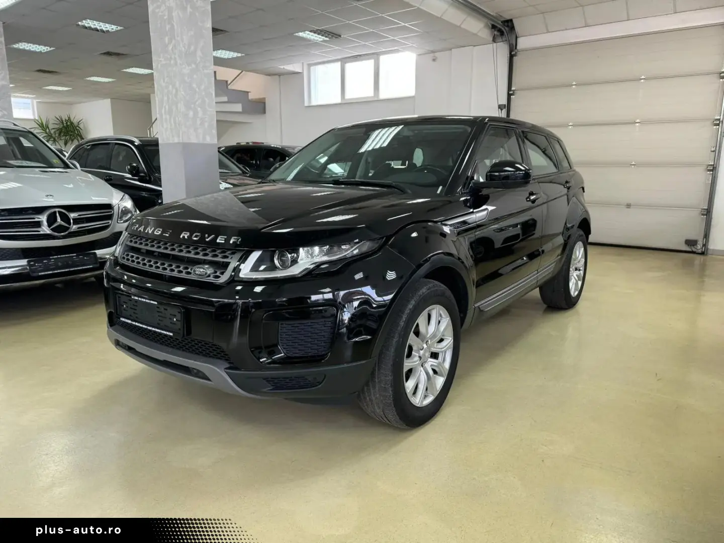 Land-Rover Range-Rover-Evoque