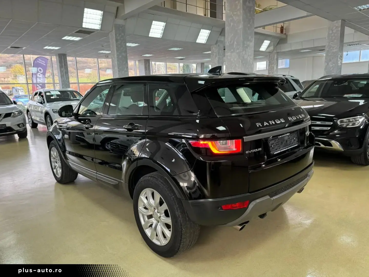 Land-Rover Range-Rover-Evoque