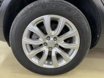 Land-Rover Range-Rover-Evoque