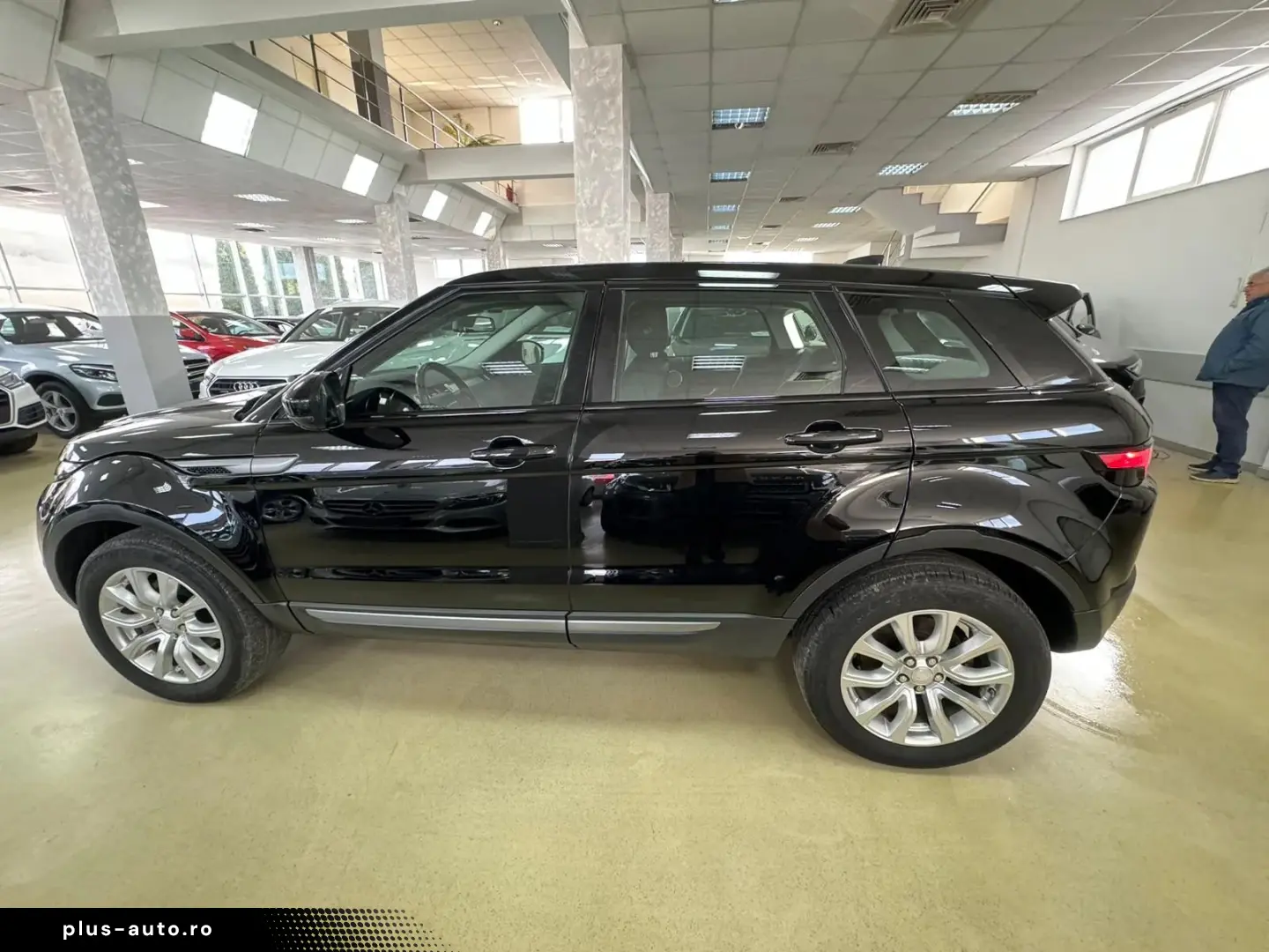 Land-Rover Range-Rover-Evoque
