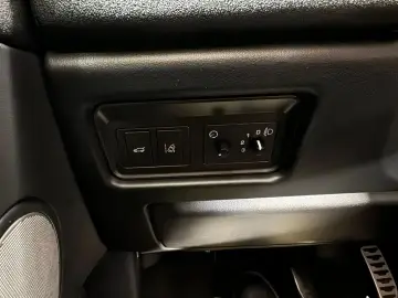 Land-Rover Range-Rover-Evoque