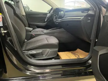 Skoda Octavia1.5 Tsi 110kw Mhev Dsg AmbitionPosibilitate fin