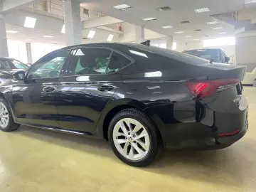 Skoda Octavia1.5 Tsi 110kw Mhev Dsg AmbitionPosibilitate fin